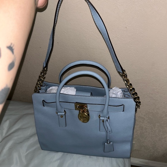 Michael Kors Hamilton Purse - Picture 8 of 9